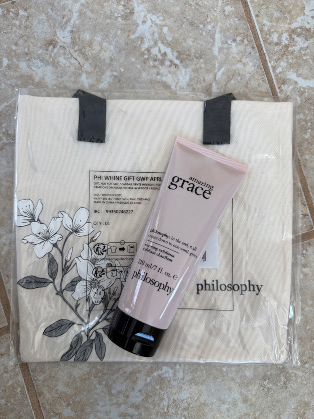 NWOT… Philosophy Amazing Grace Warming Exfoliator